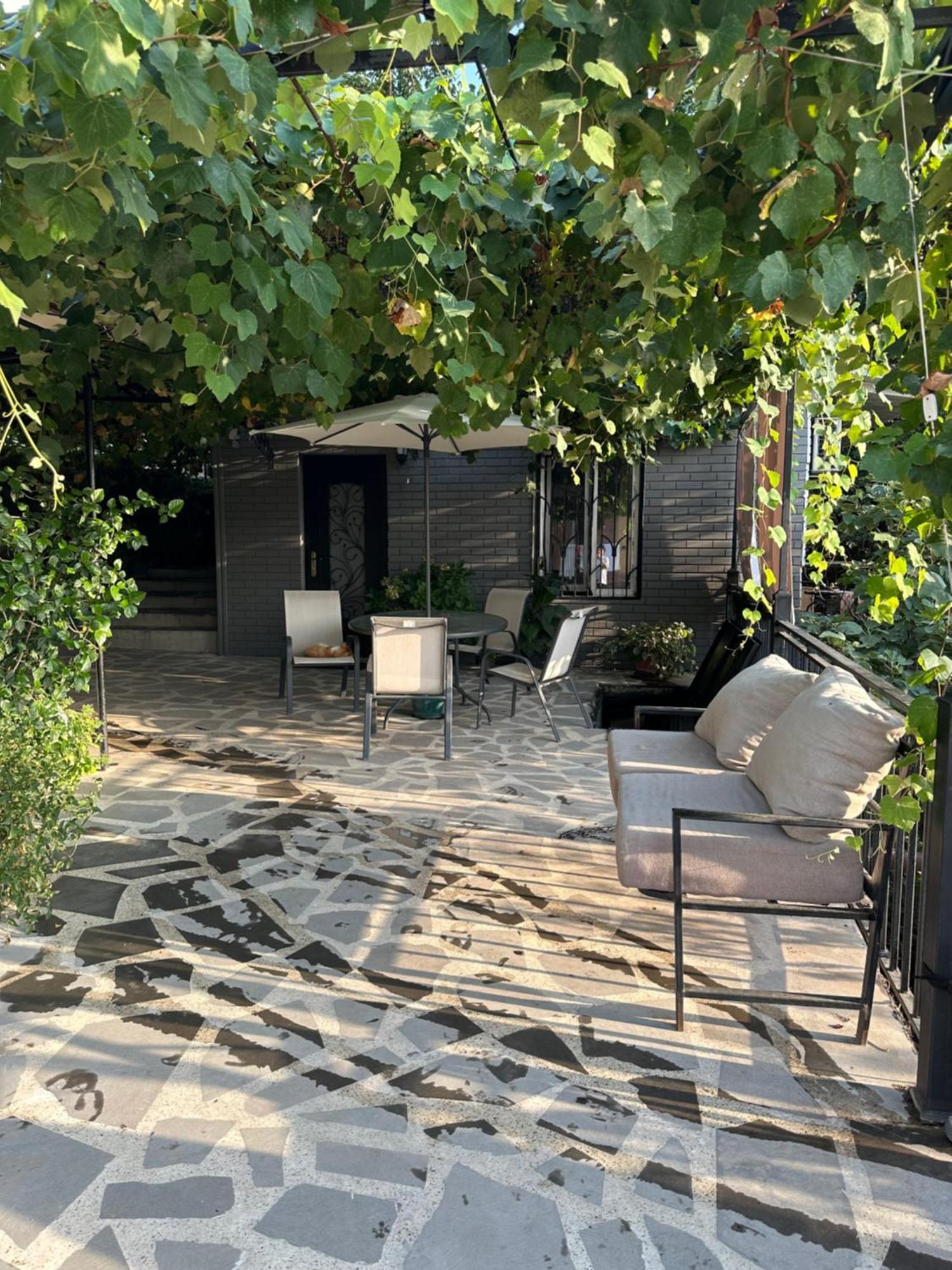Apartment Lui Tbilisi Zewnętrze zdjęcie